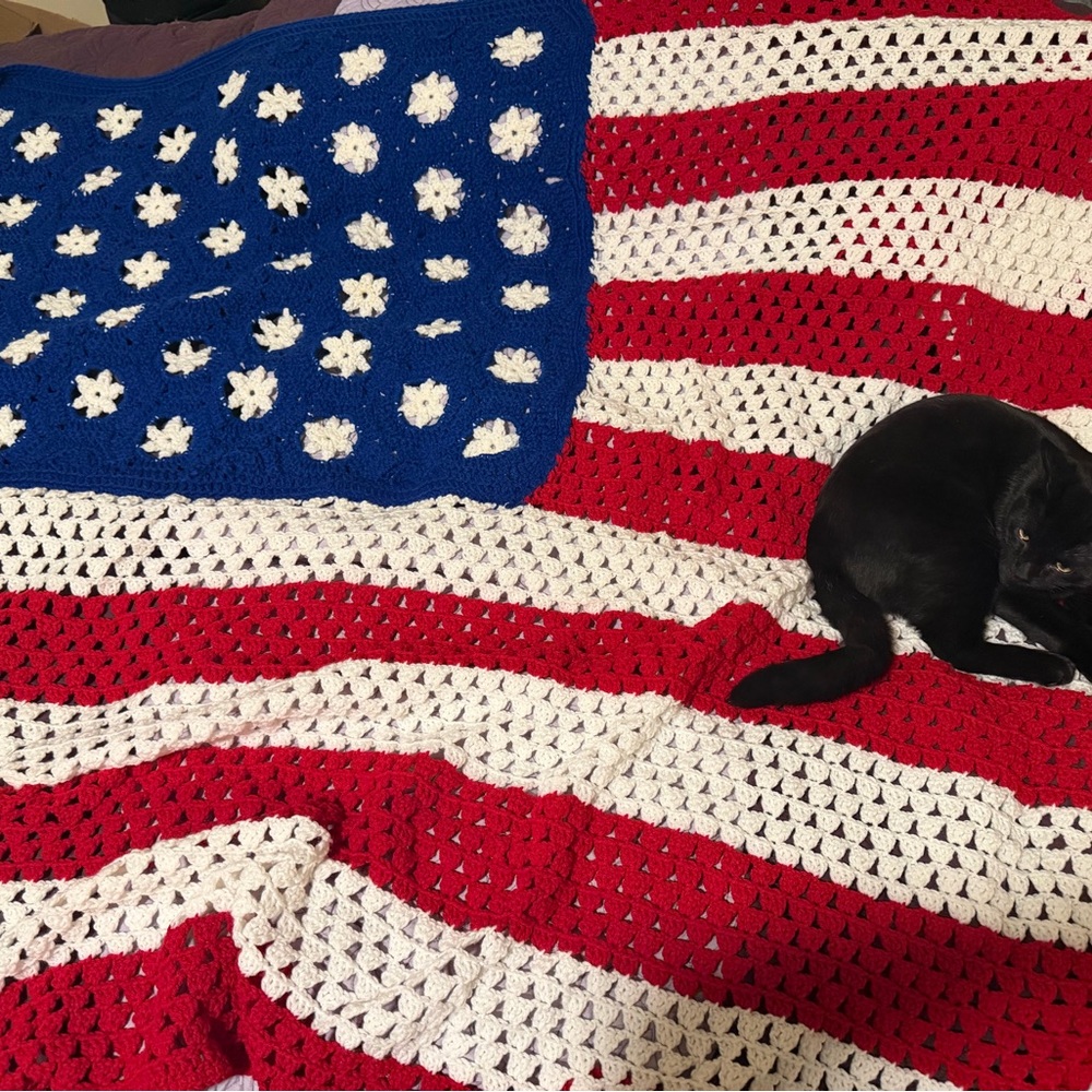 Patriotic Crocheted Blanket - Red, White, and Blue American Flag Pattern
